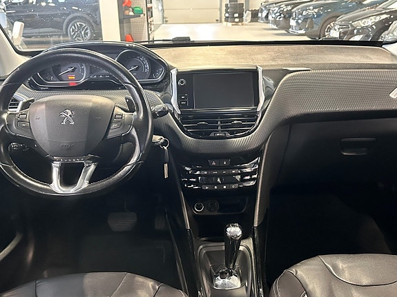 Peugeot 2008 7 of 8