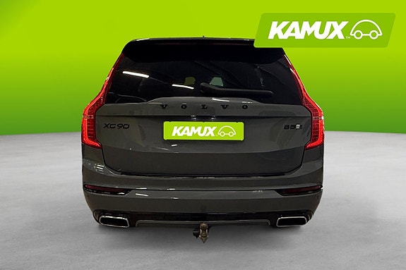Volvo XC90 5 of 24
