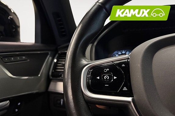Volvo XC90 22 of 24