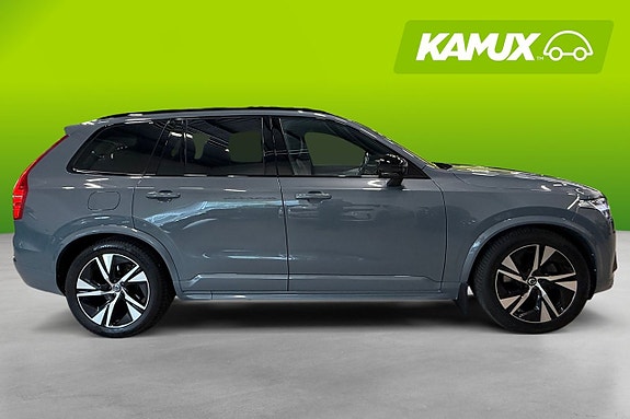 Volvo XC90 2 of 24