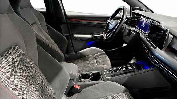 Volkswagen Golf I 3 of 9