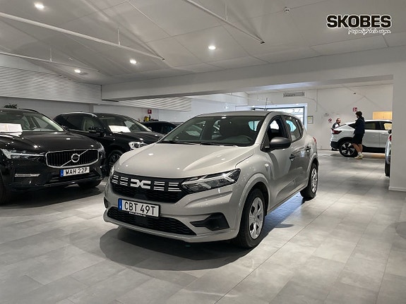 Dacia Sandero 3 of 16