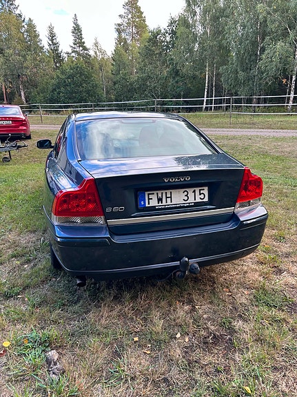 Volvo S60 3 of 7