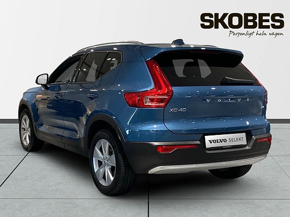 Volvo XC40 5 of 19