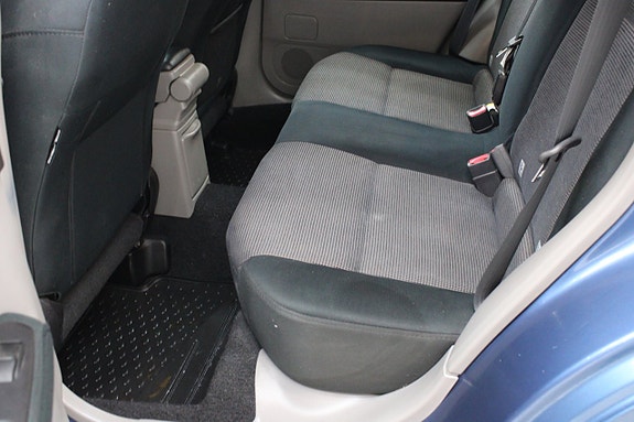 Subaru Forester 9 of 11