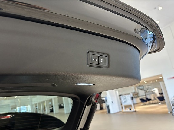 Audi S6 e-tron 9 of 22