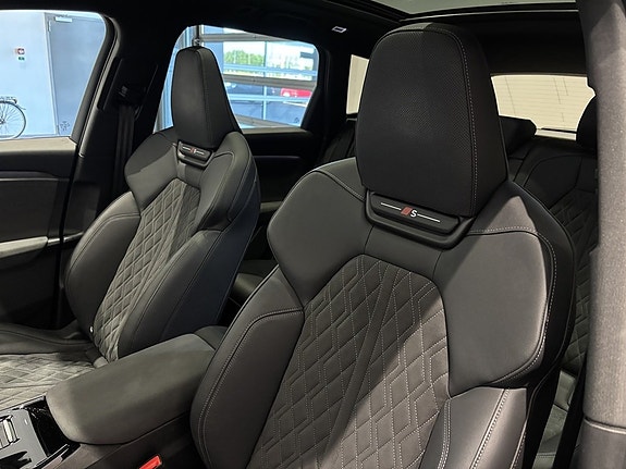 Audi S6 e-tron 13 of 22