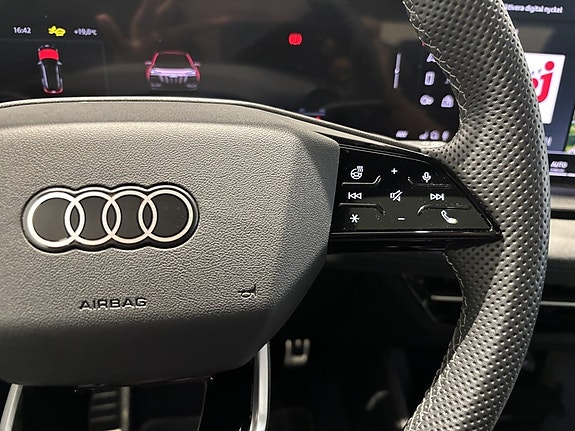 Audi S6 e-tron 16 of 22
