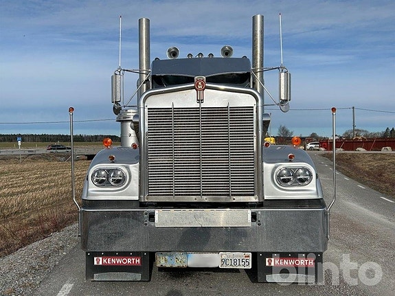 Dragare Kenworth W900 2 of 6