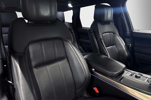 Land Rover Range Rover Sport 11 of 22