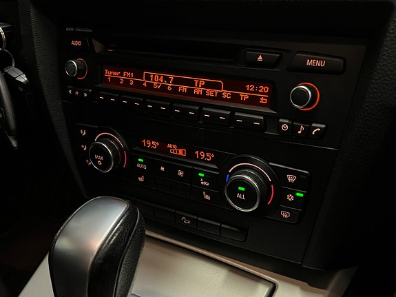 BMW 320d 18 of 24
