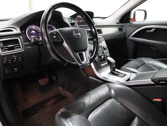 Volvo XC70 9 of 18
