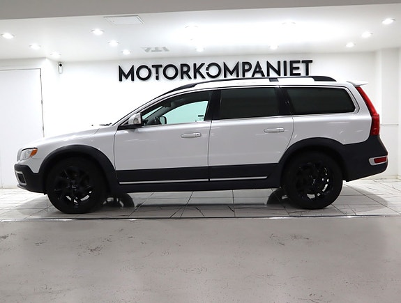Volvo XC70 3 of 18