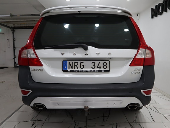 Volvo XC70 5 of 18