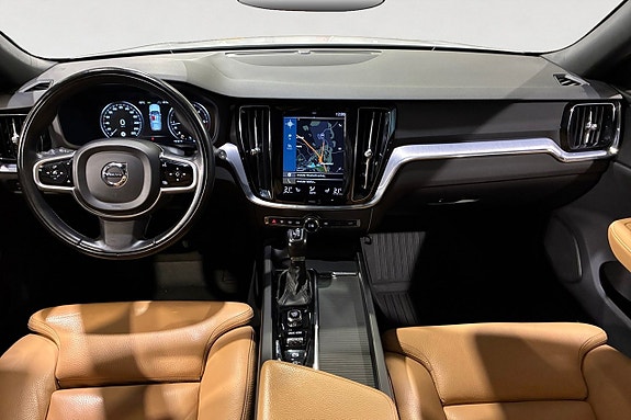 Volvo V60 11 of 17