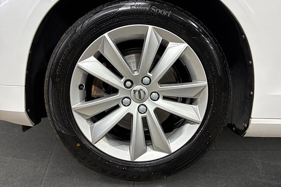 Volvo V60 16 of 17