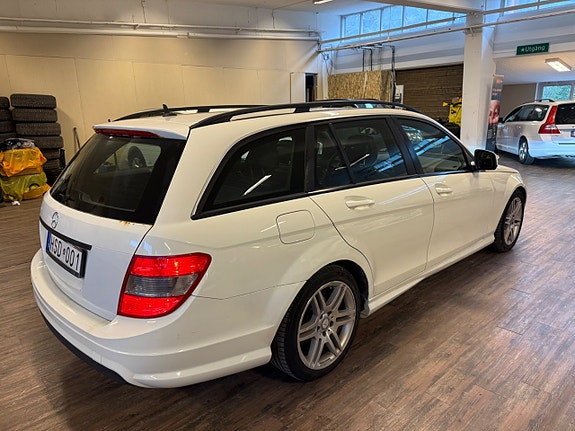 Mercedes-Benz C200 3 of 10