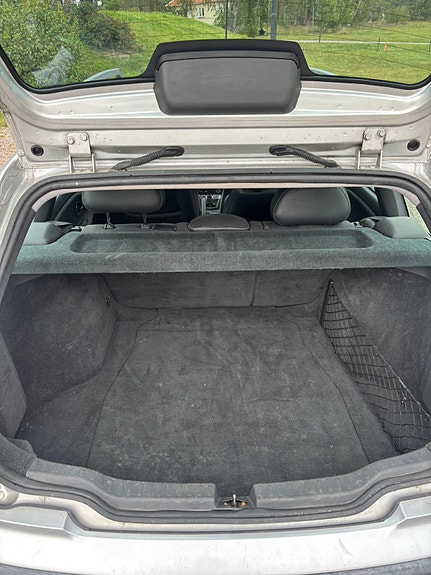 Volvo V40 7 of 8
