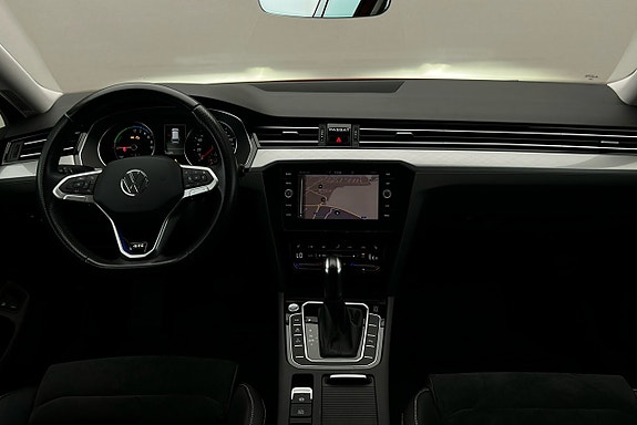 Volkswagen Passat 3 of 3