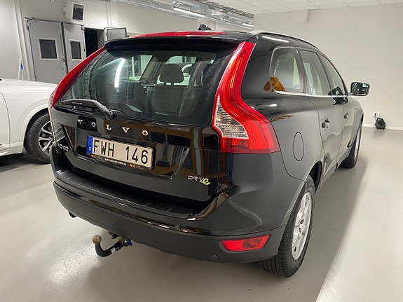 Volvo XC60 5 of 10