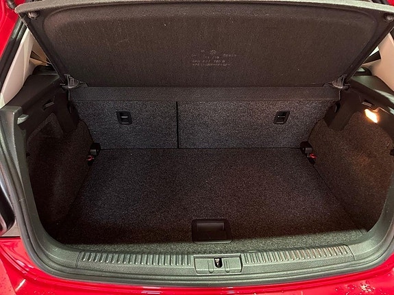 Volkswagen Polo 13 of 13