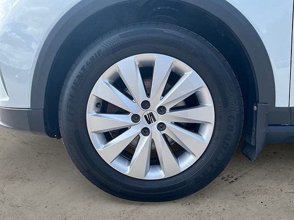 Seat Arona 6 of 16