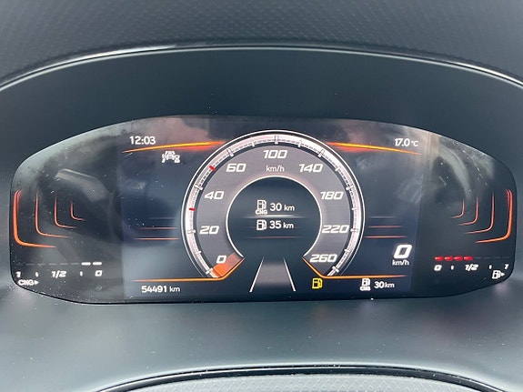 Seat Arona 11 of 16
