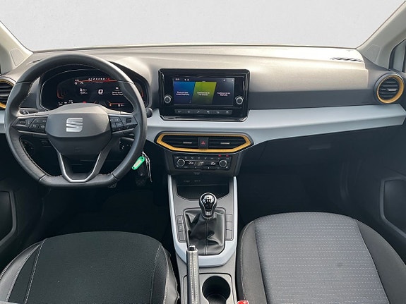 Seat Arona 9 of 16