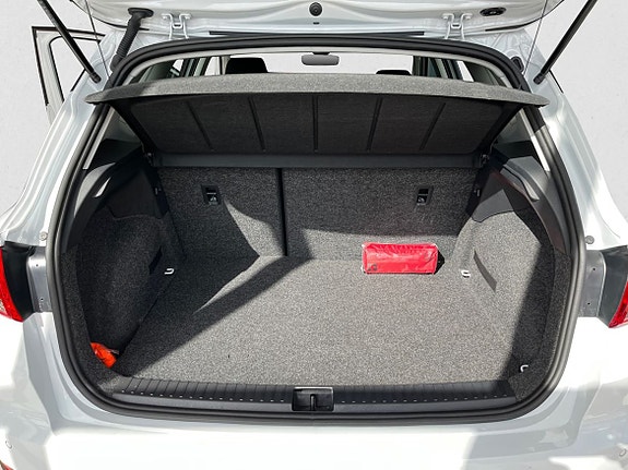 Seat Arona 16 of 16