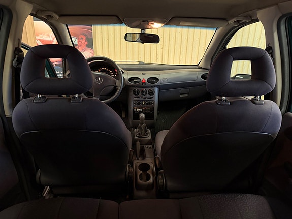 Mercedes-Benz A160 10 of 11