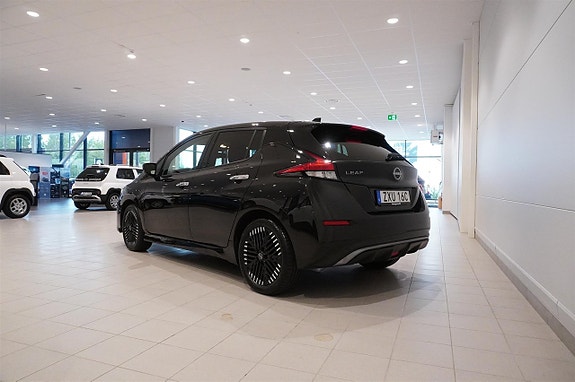 Nissan Leaf 4 of 12