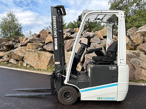 Gaffeltruck Uno Carriers / Nissan 3 of 6