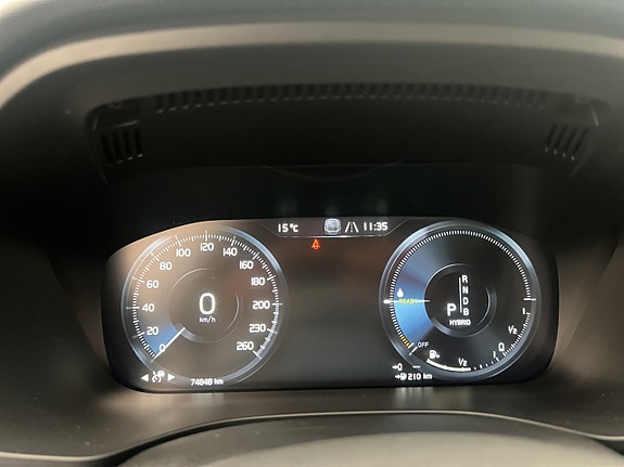 Volvo XC60 19 of 30