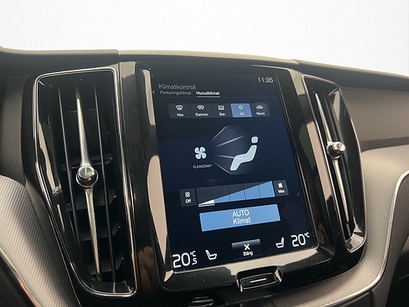 Volvo XC60 27 of 30