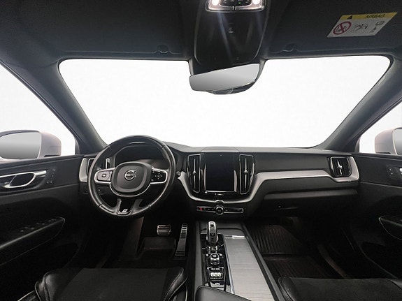 Volvo XC60 21 of 30
