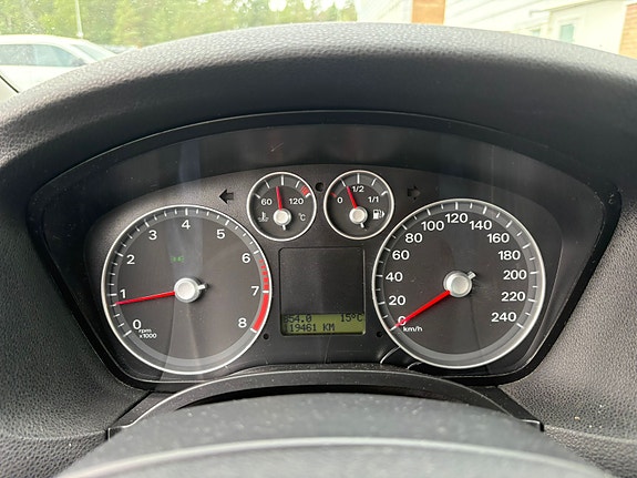 Ford Focus 14 of 18