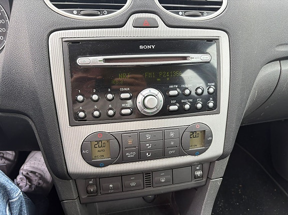 Ford Focus 13 of 18