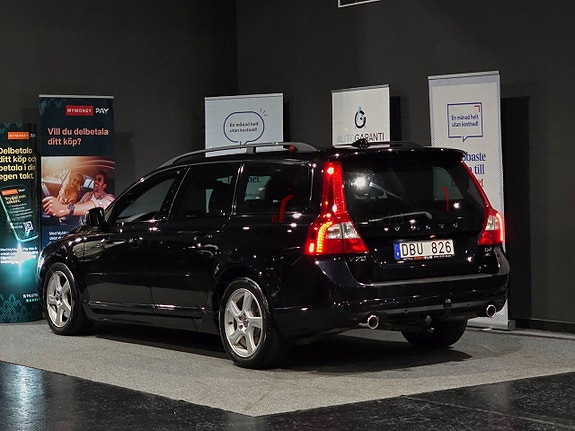 Volvo V70 7 of 15