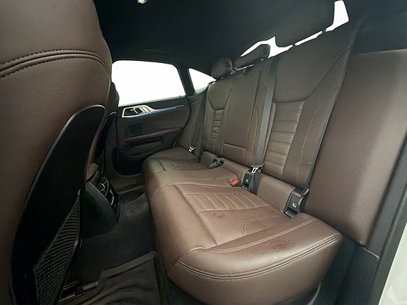 BMW i4 29 of 30