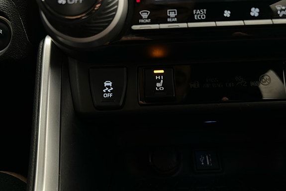 Toyota RAV4 19 of 29