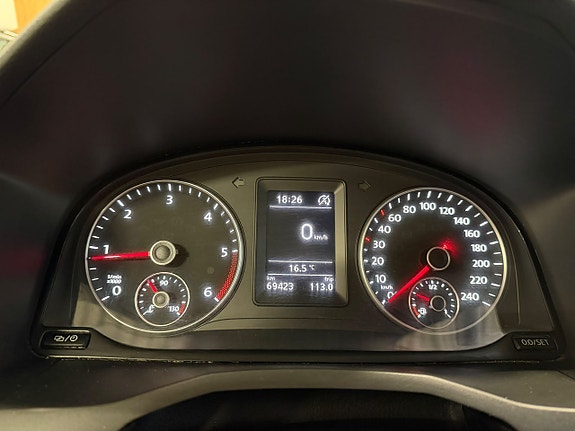 Volkswagen Caddy Maxi 17 of 20