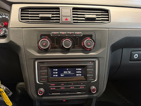 Volkswagen Caddy Maxi 18 of 20
