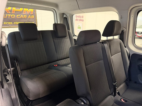 Volkswagen Caddy Maxi 12 of 20