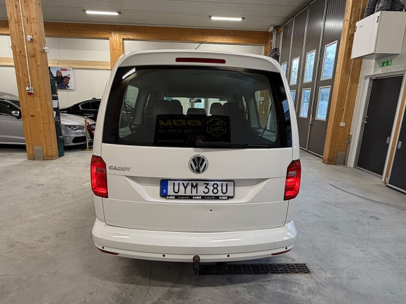 Volkswagen Caddy Maxi 8 of 20