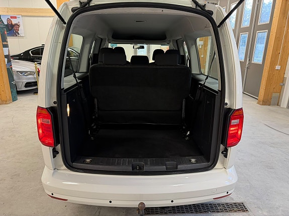 Volkswagen Caddy Maxi 9 of 20
