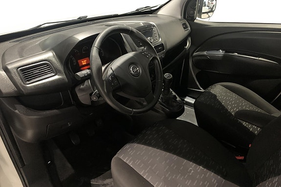 Opel Combo 11 of 12