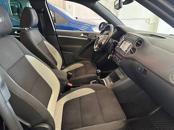 Volkswagen Tiguan 17 of 24