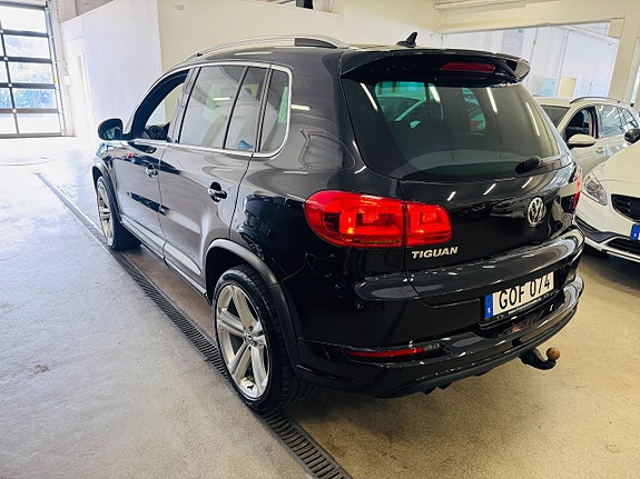 Volkswagen Tiguan 16 of 24
