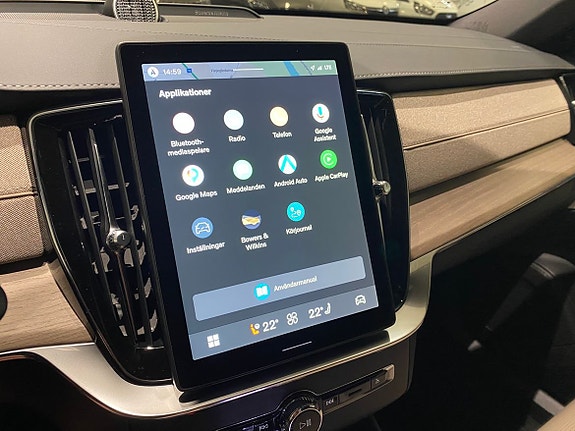 Volvo XC90 28 of 29