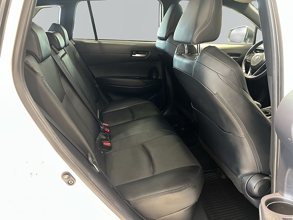 Toyota Corolla Cross 7 of 27
